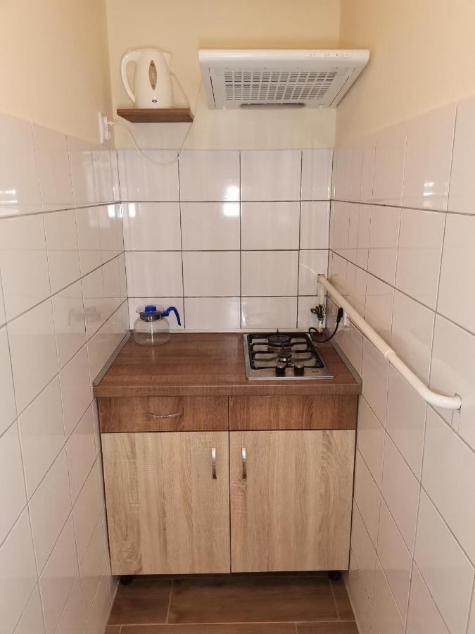 Gyoengyvirag Apartmanhaz Hajdúszoboszló Eksteriør billede